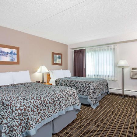 Days Inn By Wyndham Fond Du Lac Exteriér fotografie