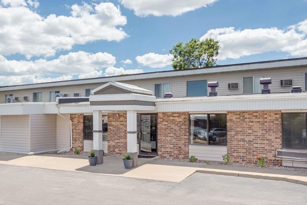 Days Inn By Wyndham Fond Du Lac Exteriér fotografie