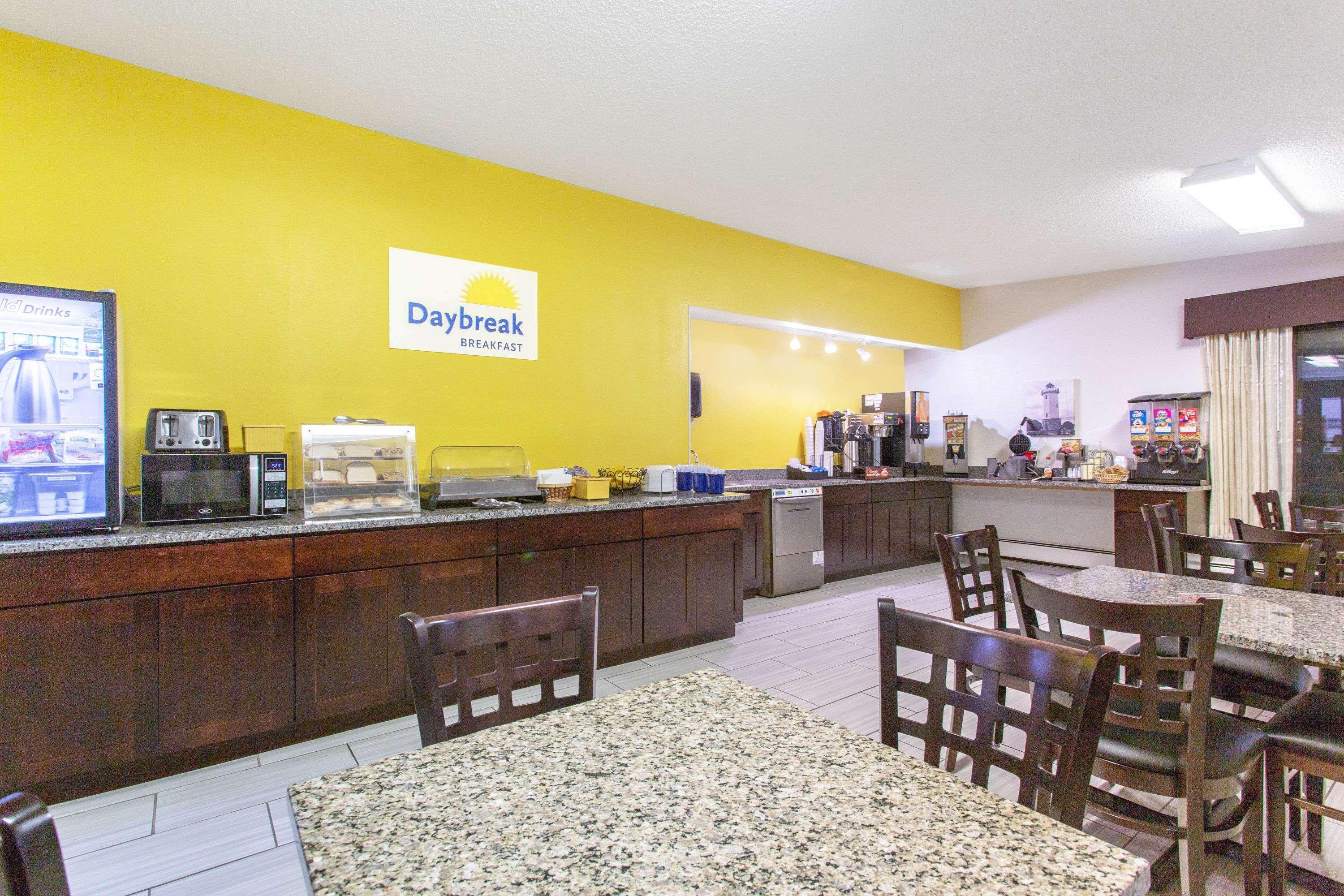 Days Inn By Wyndham Fond Du Lac Exteriér fotografie