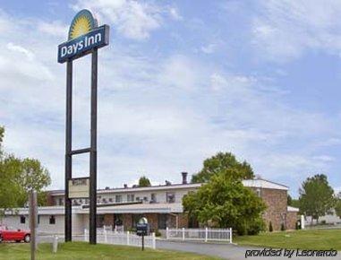 Days Inn By Wyndham Fond Du Lac Exteriér fotografie